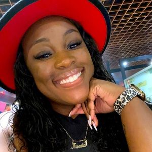 Meet your Posher, Jasmia